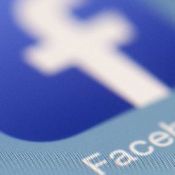 Facebook: bug espone foto di 6,8 milioni di utenti